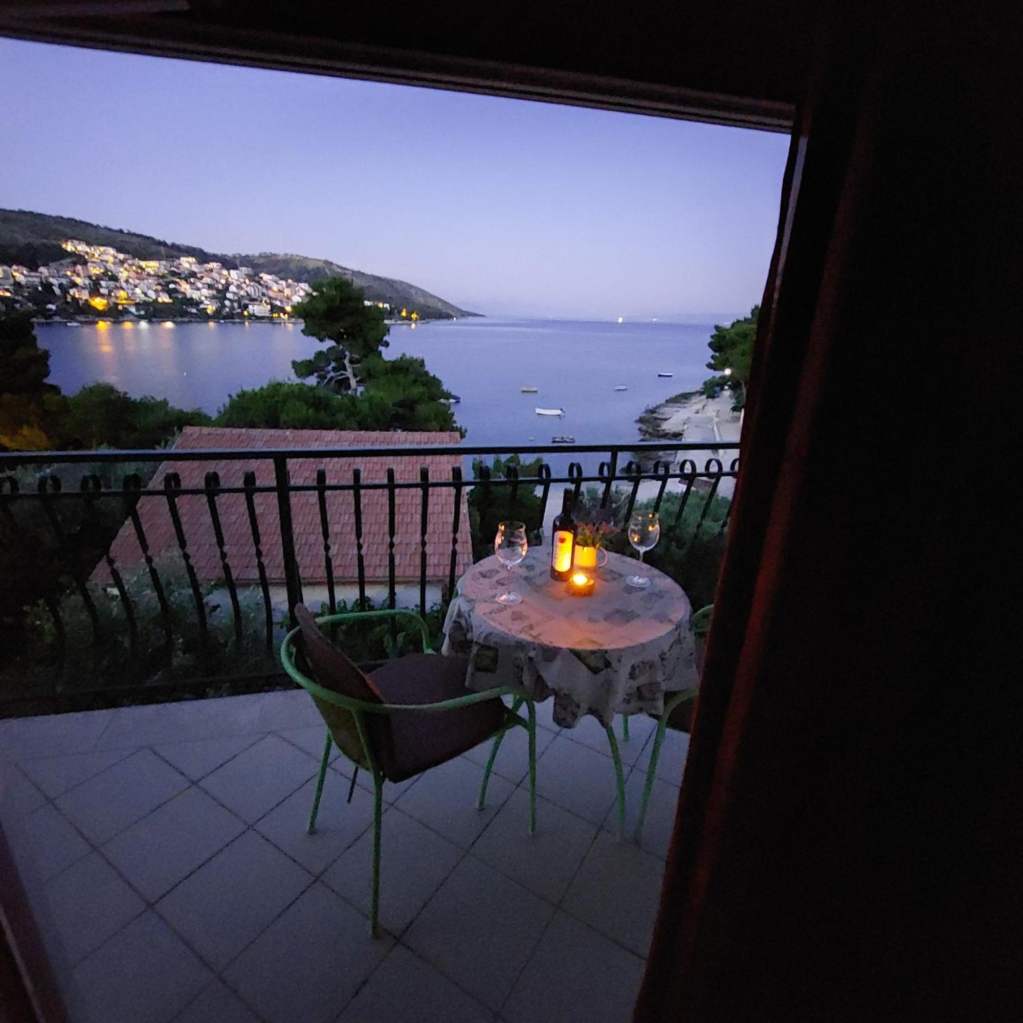 Apartments Toni Trogir Eksteriør bilde